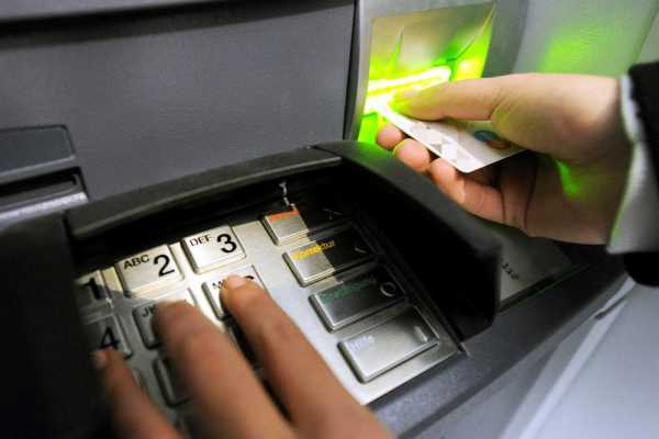 Минусинские полицейские раскрыли кражу денег с банковской карты