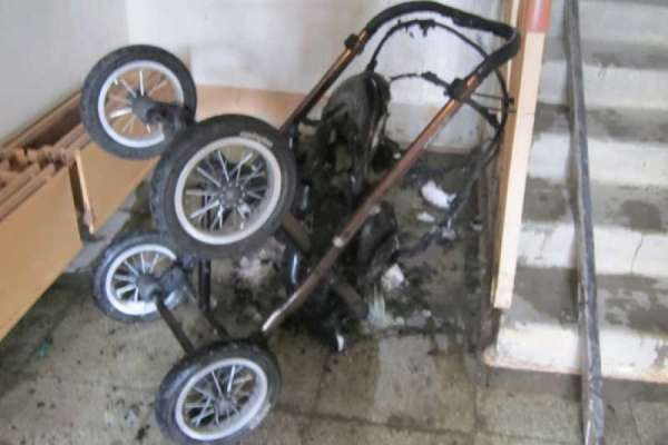 В Минусинске сгорела детская коляска
