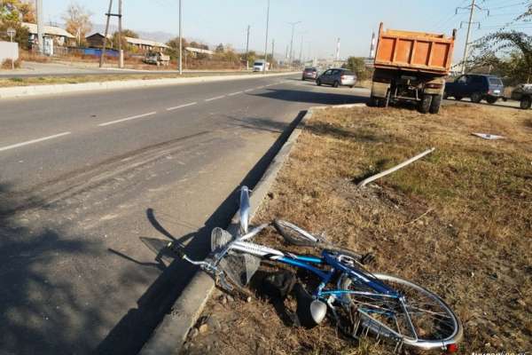 В Туве насмерть сбили велосипедиста