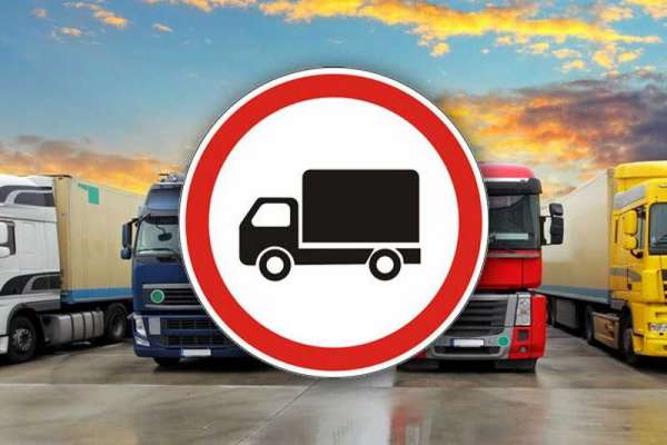 На двух дорогах Хакасии введены ограничения для большегрузов
