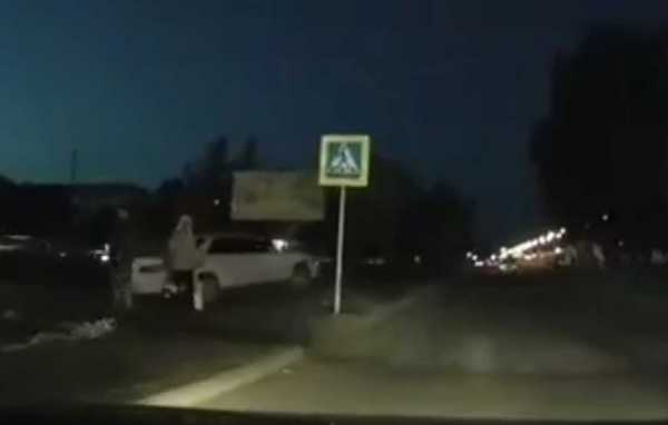 Водитель иномарки в Минусинске чуть не снес местную достопримечательность