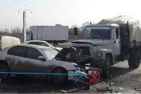 В Хакасии при столкновении автомобилей сильно травмирован водитель