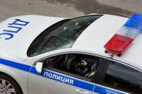 На трассе Красноярск-Абакан водитель выгнал из машины попутчицу