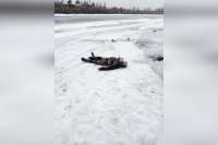 Сегодня в Минусинске двое рыбаков провалились под лед: один погиб