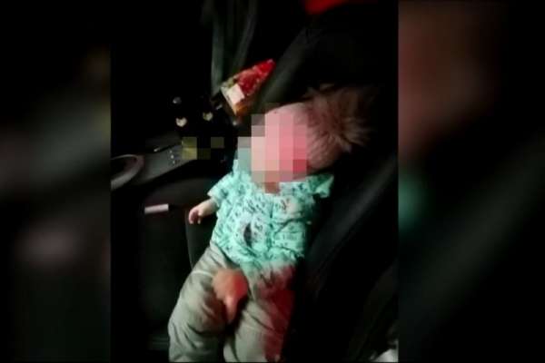 В Минусинске полицейские задержали пьяную женщину, перевозившую в автомобиле двух малолетних детей
