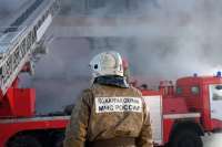В Хакасии из горящей гостиницы эвакуировали 29 человек