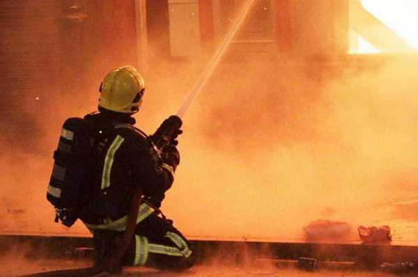 В Минусинске на пожаре спасли 14 человек