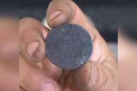 В Минусинске при раскопках археологи нашли старинные монеты и часть дома 18 века