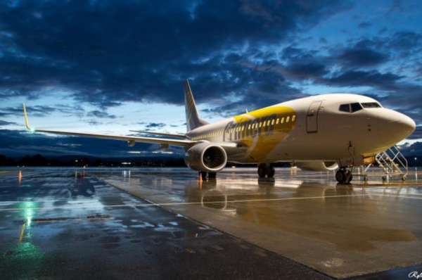 В Красноярске начата следственная проверка по трещинам на лобовом стекле самолета