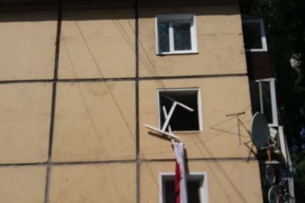 В Красноярском крае из-за взрыва газа эвакуировали 60 жильцов многоэтажки