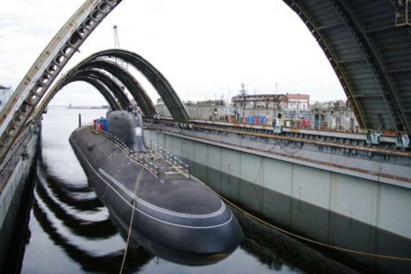 Спущена на воду атомная подводная лодка «Красноярск»
