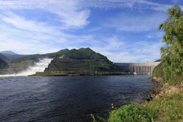 Саяно-Шушенская ГЭС планирует увеличить сбросы воды