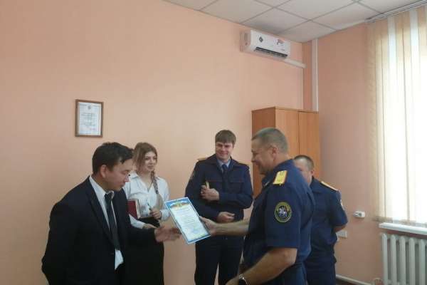 В Хакасии молодой следователь из Аскизского района удостоен благодарности Следственного комитета