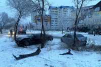 В Хакасии в ДТП пострадал мужчина, стоявший у припаркованного автомобиля