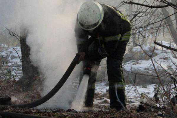 Абаканские пожарные спасли жизнь бездомному