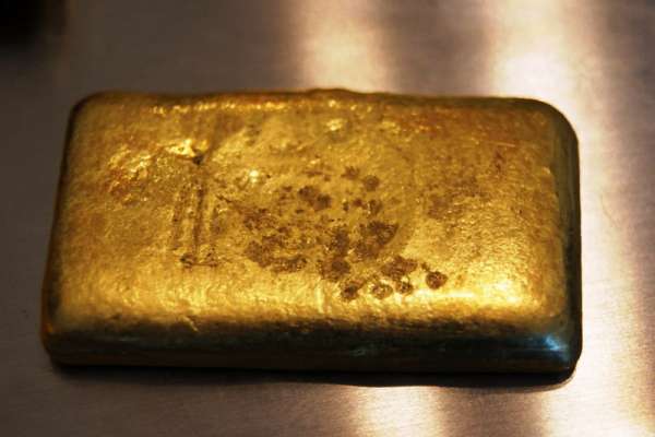 Читинские таможенники не дали вывезти 2,5 кг золота в Китай