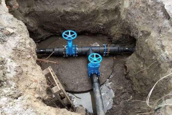 В Минусинске в этом году протянут 5 километров водопровода