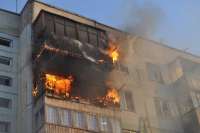 В Хакасии снова горел многоквартирный дом: спасено семь человек
