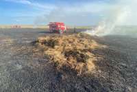 В Хакасии загорание сена привело к двум крупным степным пожарам