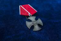 Погибшие красноярские пожарные награждены орденом Мужества