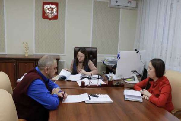 «Профессиональные жалобщики» наказали сельский муниципалитет в Хакасии