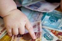 Число получателей детских пособий в России вырастет в полтора раза