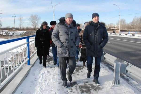 Осмотрев новый мост в Минусинске, глава Минтранса края сделал выводы