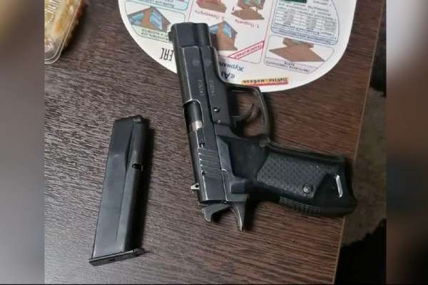 В Красноярске задержали сотрудника кафе, который выстрелил в посетителя
