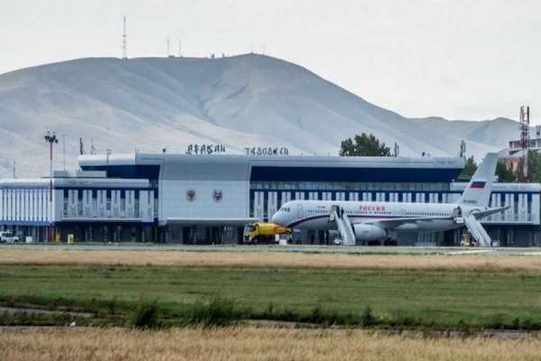 Аэропорт Абакан объявил набор в школу юных авиаторов