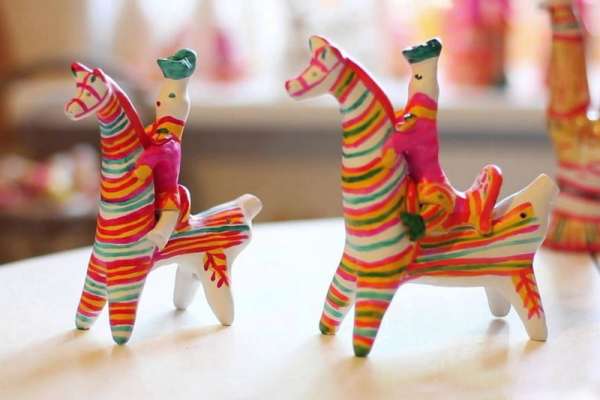 В Абакане открылась выставка участников фестиваля детской игрушки