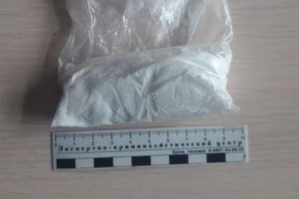 В Красноярске у мужчины изъяли кокаин на 400 тысяч рублей