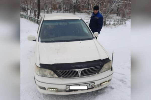 ДТП с пострадавшим устроила жительница Хакасии на новом автомобиле и скрылась