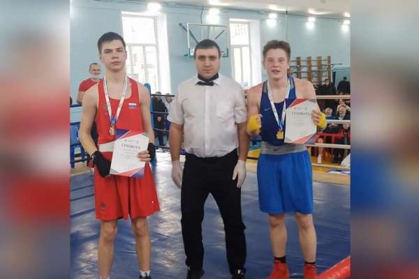 Боксеры Минусинска успешно выступили в Красноярске