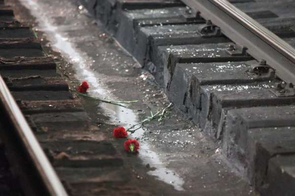 В Красноярском крае мужчина погиб, попав под поезд