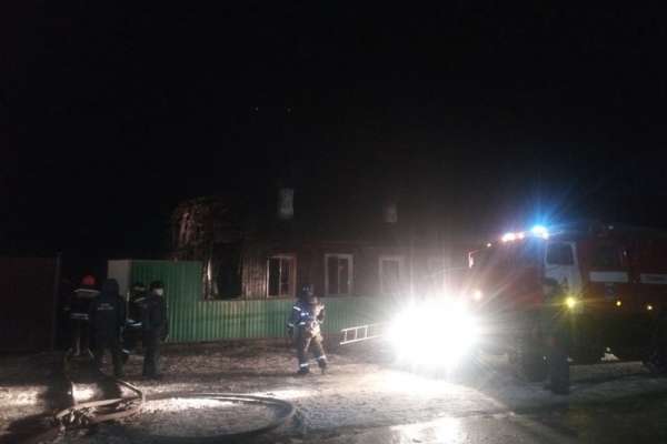 В Хакасии из-за недосмотра и замыканий электропроводки горят жилые дома