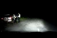 В Саяногорске полицейский на ходу прыгнул в автомобиль преступника