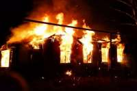 Страшный пожар в Ермаковском унес жизни 4 человек, двое из них – дети