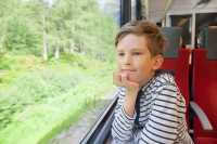 Летом минусинские школьники могут ездить на поездах со скидкой