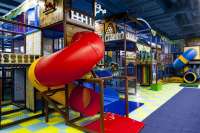 В Красноярском крае закрывают детские развлекательные центры и фуд-корты