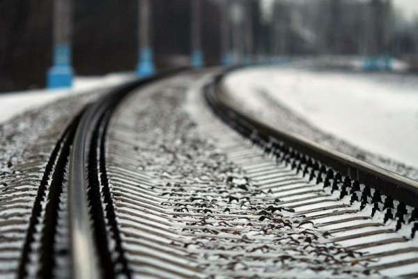 В Абакане в результате наезда поезда смертельные травмы получил 61-летний мужчина