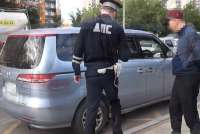 Краевые автоинспекторы выяснили: красноярский таксист-нелегал подвергал опасности жизнь пассажиров из Минусинска