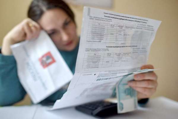 Минстрой предложил списывать некоторым россиянам долги за ЖКУ