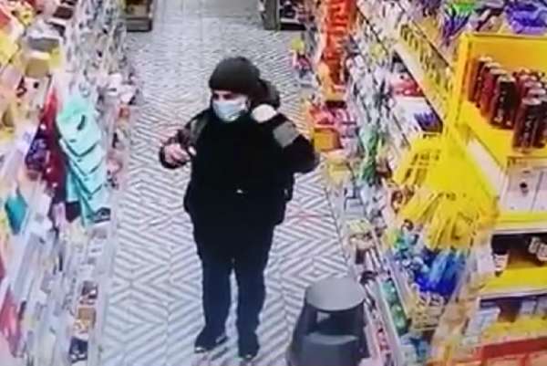 Житель Ачинска украл из супермаркета 45 плиток шоколада