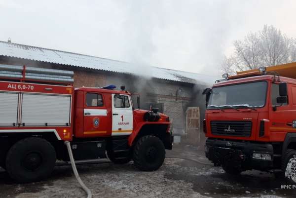 Спасатели Хакасии за минувшие выходные потушили 19 пожаров