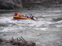 В Курагинском районе ищут туриста, упавшего в реку Казыр