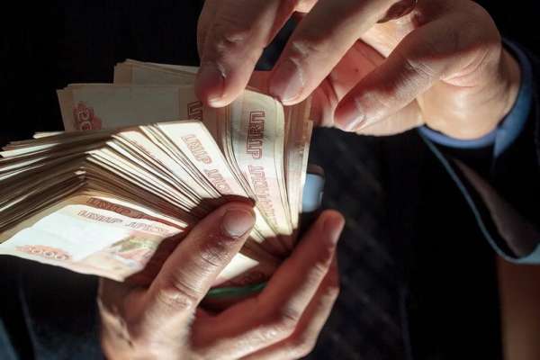 Абаканец «подарил» мошенникам полмиллиона рублей