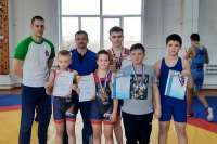 Юные минусинские борцы поедут на турнир в Красноярск