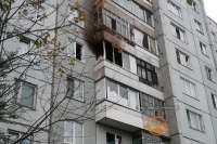 В Красноярске женщина спрыгнула с пятого этажа и выжила