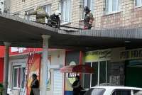 В Черногорске еще один пьяный мужчина упал с высоты