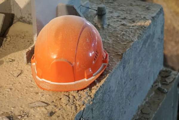 В Хакасии при строительстве Дома культуры погиб мужчина